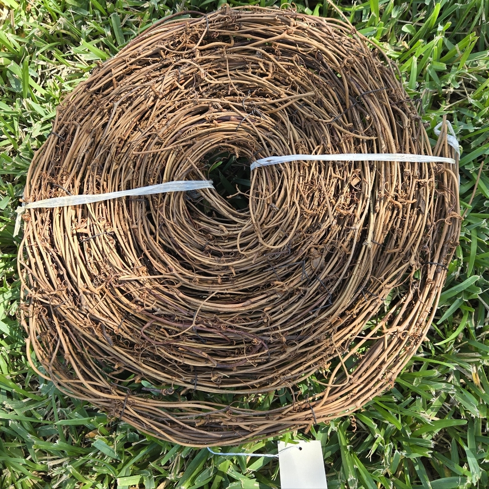 Natural twig grapevine garland, 15 feet NEW - Picture 2 of 5